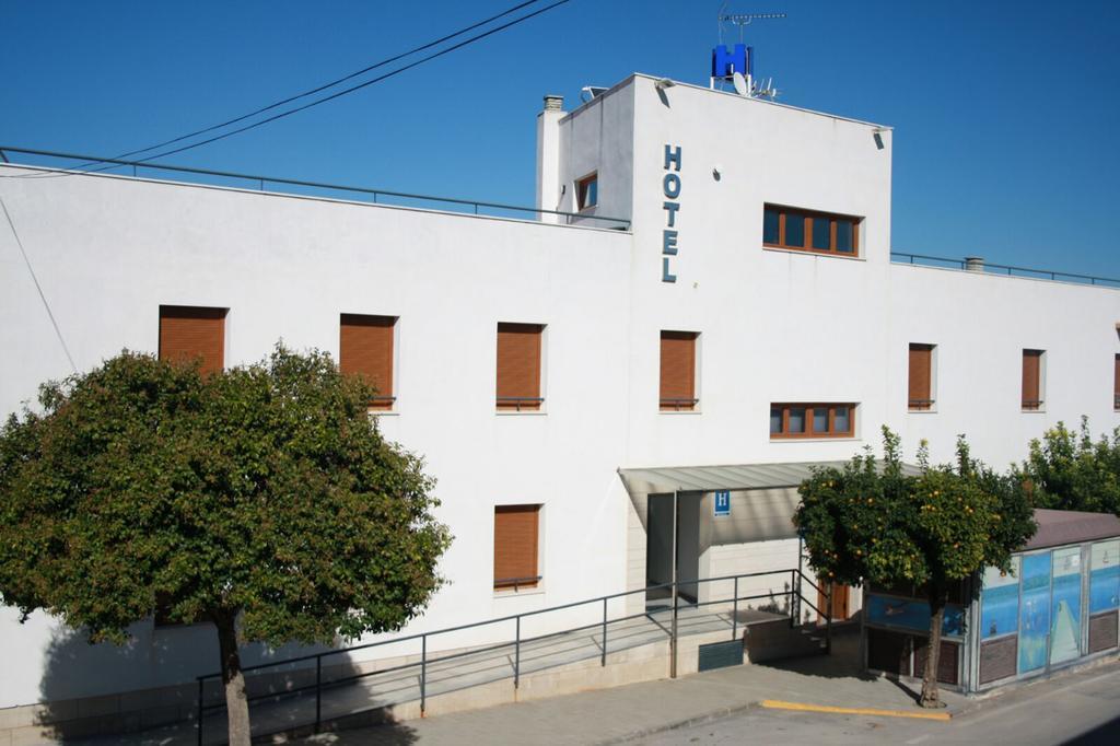 Hotel Albanta La Lantejuela Exteriér fotografie